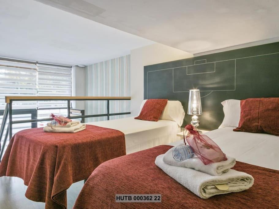 Alcam Futbol Pequeno Apartment บาร์เซโลนา ภายนอก รูปภาพ