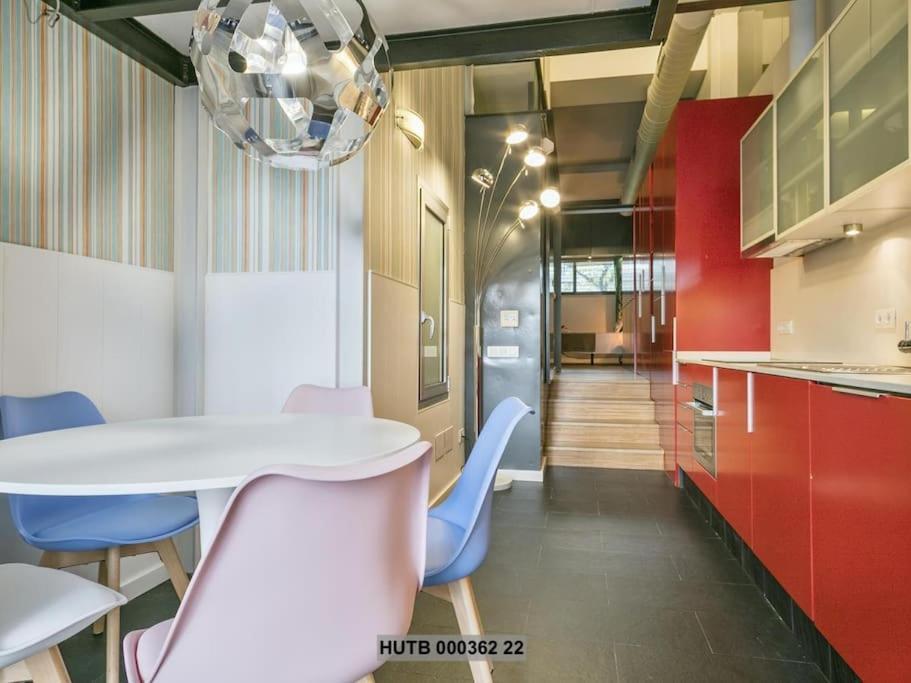 Alcam Futbol Pequeno Apartment บาร์เซโลนา ภายนอก รูปภาพ